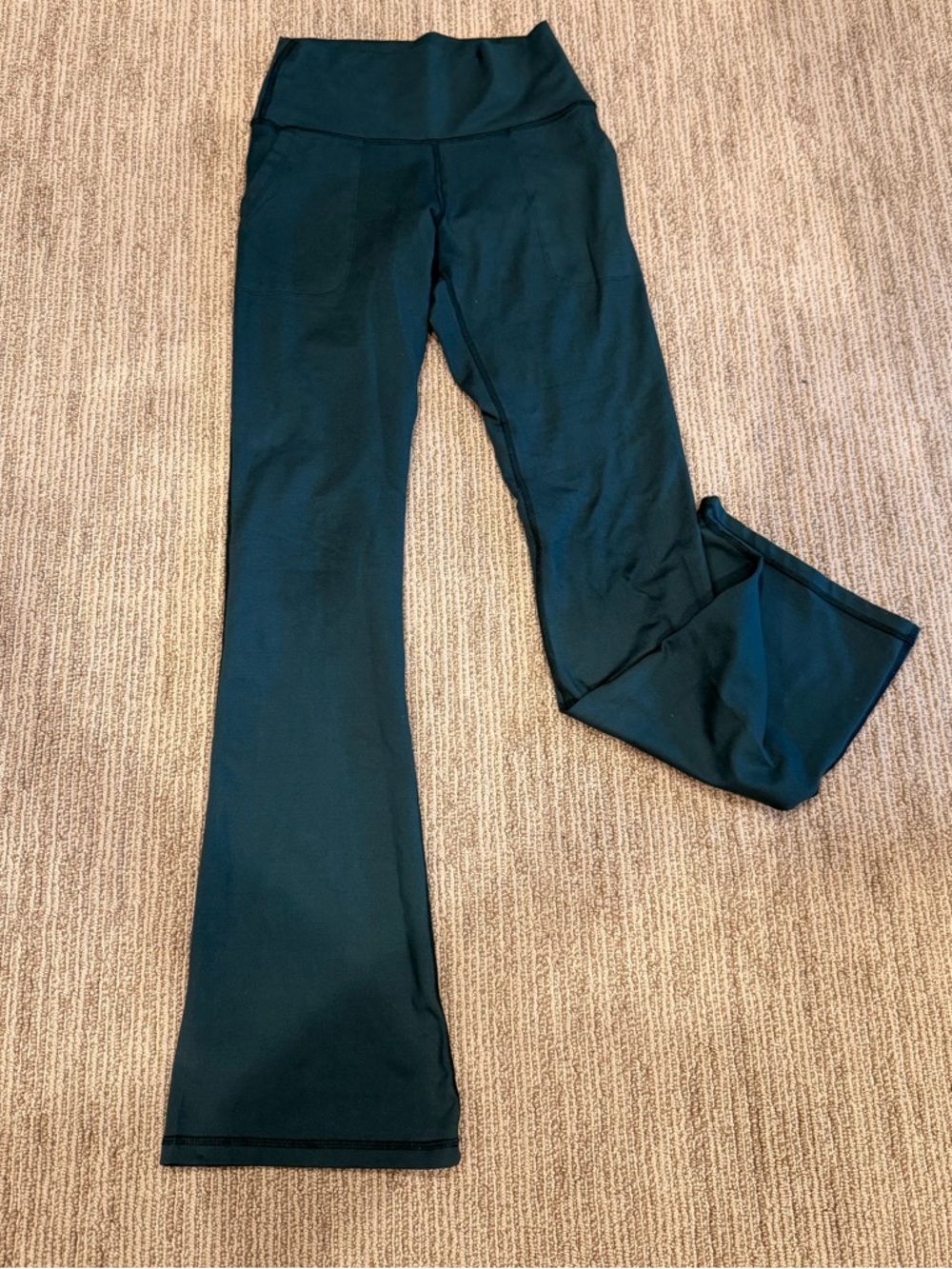 AE Flare Yoga Pants